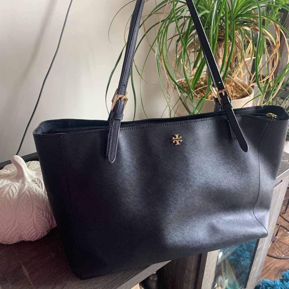 Authentic Tory Burch black tote - Picture 1 of 8